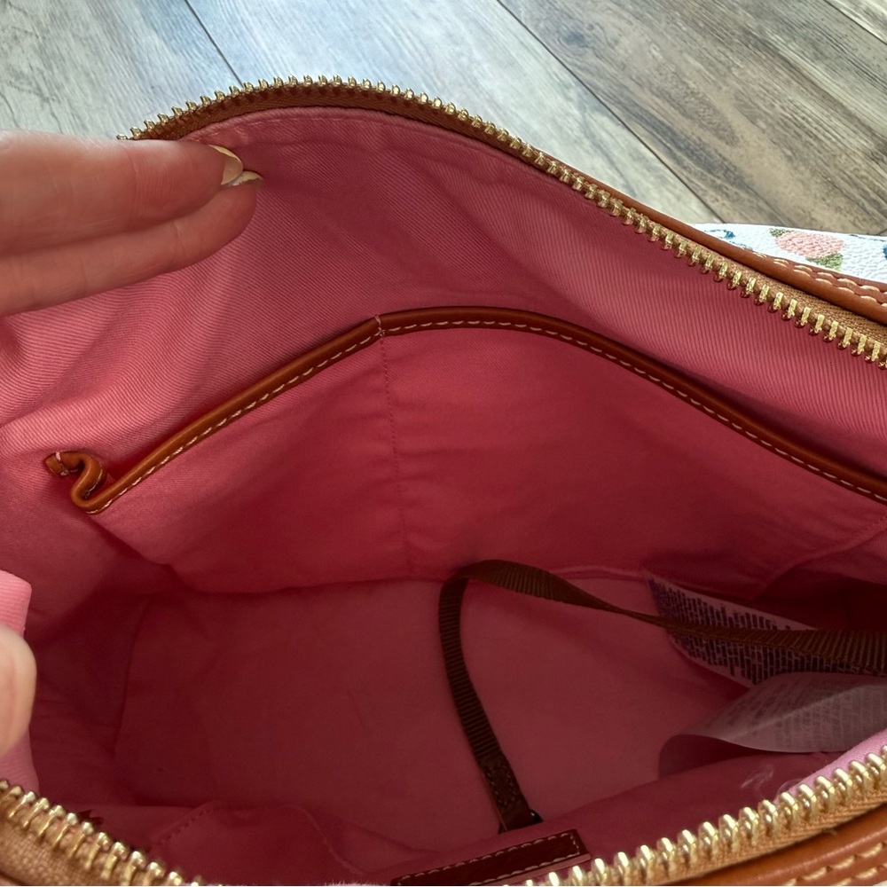 Dooney & Bourke Aristocats Patterned Shoulder Bag - Picture 13 of 16